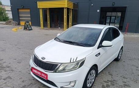 KIA Rio III рестайлинг, 2014 год, 400 000 рублей, 1 фотография