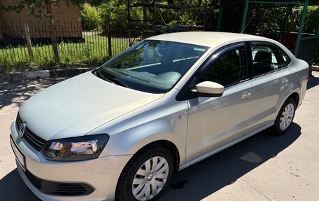 Volkswagen Polo VI (EU Market), 2011 год, 1 100 000 рублей, 2 фотография