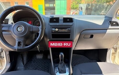 Volkswagen Polo VI (EU Market), 2011 год, 1 100 000 рублей, 4 фотография