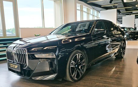 BMW 7 серия, 2023 год, 13 000 000 рублей, 3 фотография