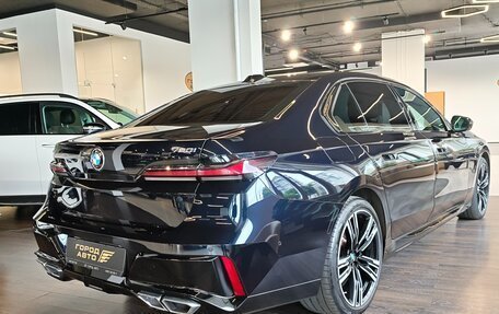BMW 7 серия, 2023 год, 13 000 000 рублей, 6 фотография