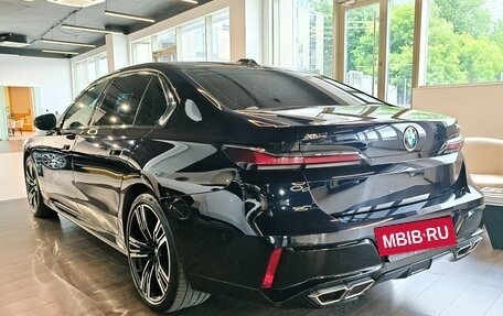 BMW 7 серия, 2023 год, 13 000 000 рублей, 4 фотография