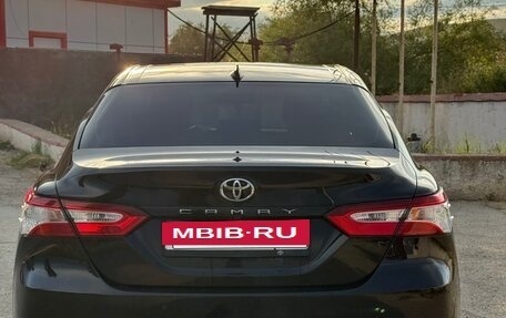 Toyota Camry, 2019 год, 2 550 000 рублей, 4 фотография