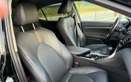 Toyota Camry, 2019 год, 2 550 000 рублей, 12 фотография
