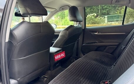 Toyota Camry, 2019 год, 2 550 000 рублей, 13 фотография