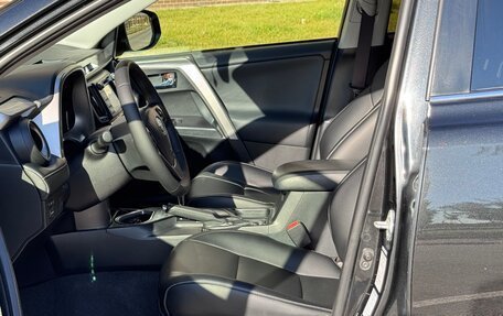 Toyota RAV4, 2016 год, 1 999 000 рублей, 9 фотография