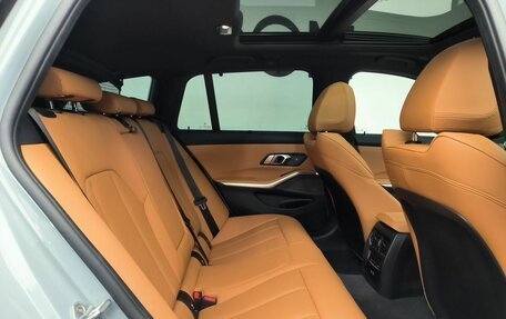 BMW 3 серия, 2024 год, 6 720 000 рублей, 11 фотография