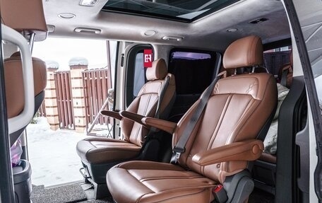 Hyundai Staria, 2021 год, 4 900 000 рублей, 23 фотография