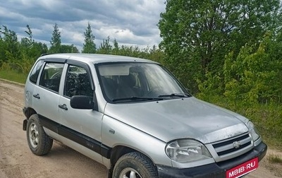 Chevrolet Niva I рестайлинг, 2005 год, 310 000 рублей, 1 фотография