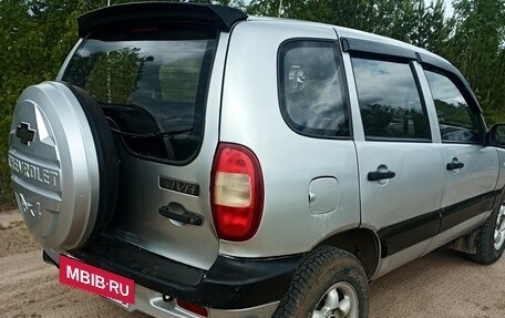 Chevrolet Niva I рестайлинг, 2005 год, 310 000 рублей, 11 фотография