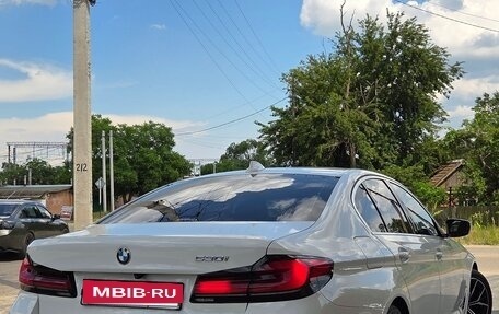 BMW 5 серия, 2022 год, 5 600 000 рублей, 4 фотография
