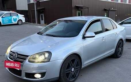 Volkswagen Jetta VI, 2008 год, 670 000 рублей, 2 фотография