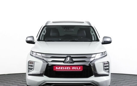 Mitsubishi Montero Sport, 2022 год, 3 890 000 рублей, 2 фотография