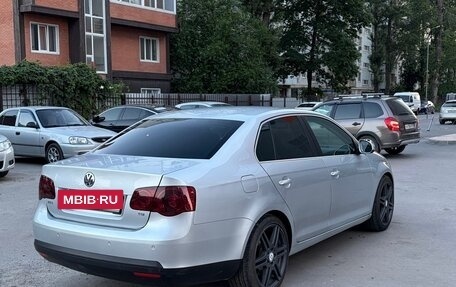Volkswagen Jetta VI, 2008 год, 670 000 рублей, 8 фотография