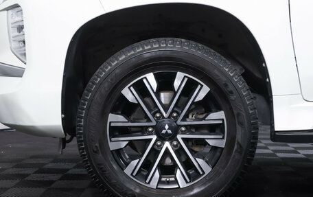 Mitsubishi Montero Sport, 2022 год, 3 890 000 рублей, 23 фотография