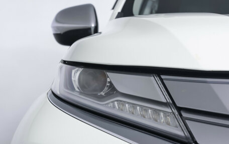Mitsubishi Montero Sport, 2022 год, 3 890 000 рублей, 24 фотография