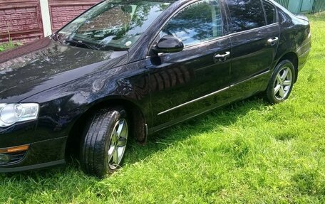 Volkswagen Passat B6, 2008 год, 450 000 рублей, 2 фотография