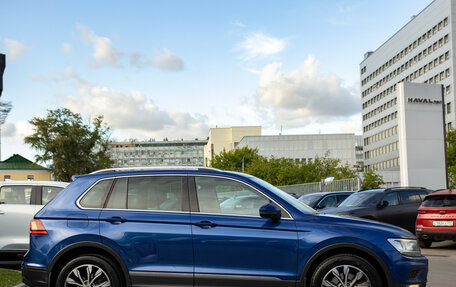 Volkswagen Tiguan II, 2018 год, 2 178 000 рублей, 4 фотография