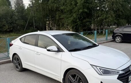 Hyundai Elantra VI рестайлинг, 2019 год, 1 650 000 рублей, 7 фотография