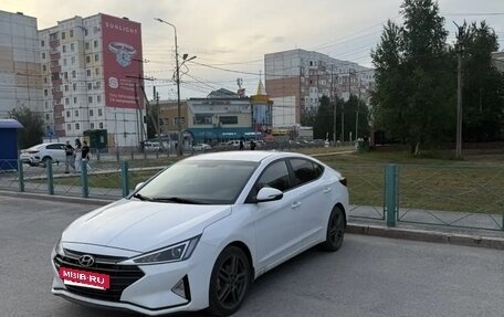 Hyundai Elantra VI рестайлинг, 2019 год, 1 650 000 рублей, 2 фотография