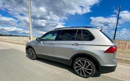 Volkswagen Tiguan II, 2019 год, 1 950 000 рублей, 4 фотография