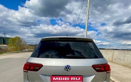 Volkswagen Tiguan II, 2019 год, 1 950 000 рублей, 2 фотография