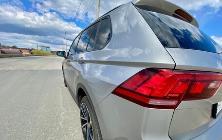 Volkswagen Tiguan II, 2019 год, 1 950 000 рублей, 10 фотография