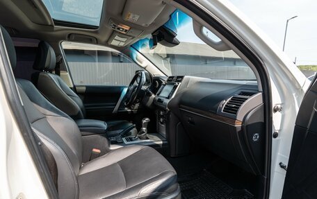 Toyota Land Cruiser Prado 150 рестайлинг 2, 2018 год, 4 600 000 рублей, 15 фотография
