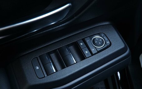 Toyota Land Cruiser Prado, 2024 год, 9 748 055 рублей, 18 фотография