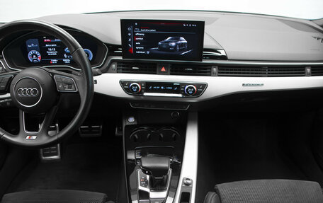 Audi A4, 2021 год, 3 997 000 рублей, 19 фотография