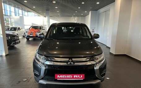 Mitsubishi Outlander III рестайлинг 3, 2017 год, 2 045 000 рублей, 8 фотография