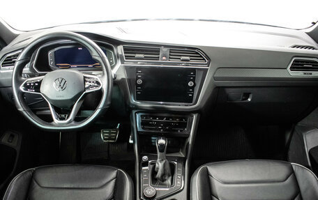 Volkswagen Tiguan II, 2021 год, 3 370 000 рублей, 14 фотография