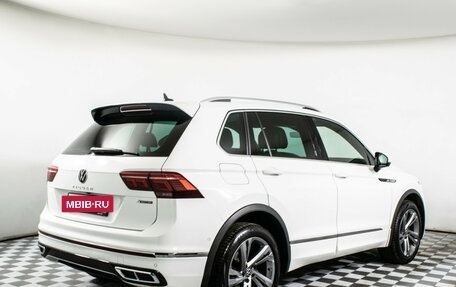 Volkswagen Tiguan II, 2021 год, 3 370 000 рублей, 6 фотография