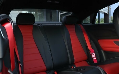 Mercedes-Benz E-Класс, 2018 год, 4 500 000 рублей, 11 фотография