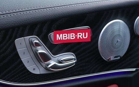 Mercedes-Benz E-Класс, 2018 год, 4 500 000 рублей, 17 фотография