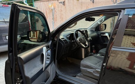 Toyota Land Cruiser Prado 150 рестайлинг 2, 2012 год, 3 250 000 рублей, 10 фотография