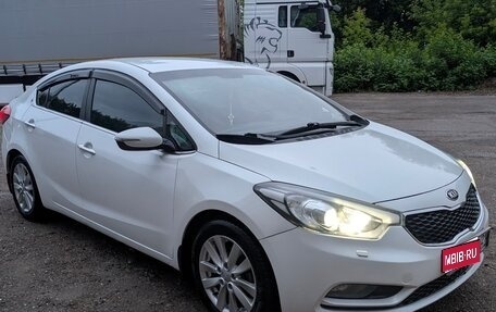 KIA Cerato III, 2013 год, 900 000 рублей, 1 фотография