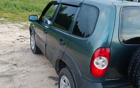 Chevrolet Niva I рестайлинг, 2015 год, 550 000 рублей, 2 фотография