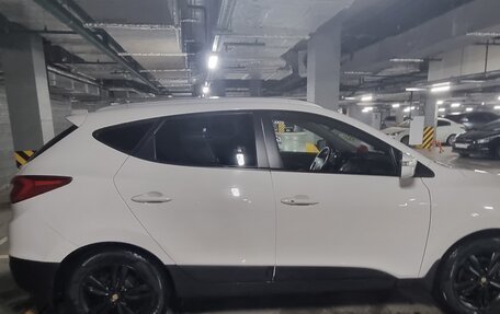 Hyundai ix35 I рестайлинг, 2013 год, 1 800 000 рублей, 4 фотография