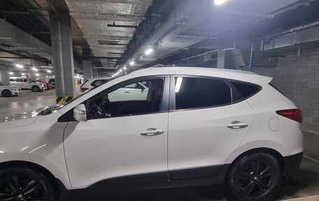 Hyundai ix35 I рестайлинг, 2013 год, 1 800 000 рублей, 2 фотография