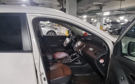 Hyundai ix35 I рестайлинг, 2013 год, 1 800 000 рублей, 11 фотография