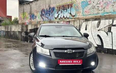 Chevrolet Cruze II, 2011 год, 399 999 рублей, 2 фотография