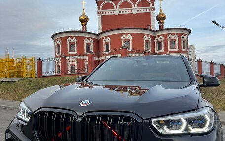 BMW X5 M, 2020 год, 9 900 000 рублей, 2 фотография