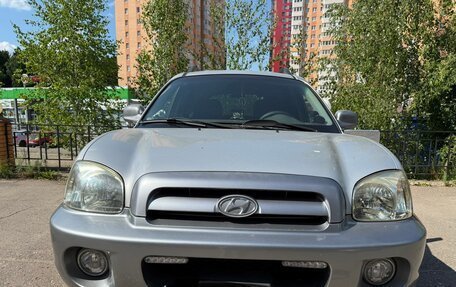 Hyundai Santa Fe III рестайлинг, 2005 год, 700 000 рублей, 2 фотография