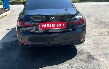 Lexus ES VII, 2018 год, 3 100 000 рублей, 5 фотография