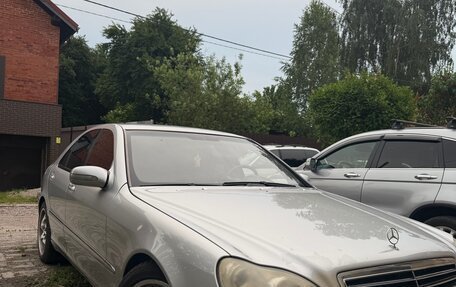 Mercedes-Benz S-Класс, 2000 год, 689 000 рублей, 1 фотография