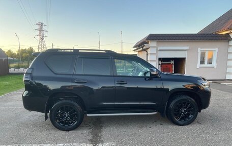 Toyota Land Cruiser Prado 150 рестайлинг 2, 2021 год, 7 100 000 рублей, 7 фотография
