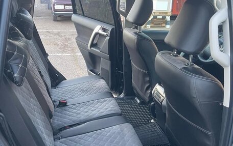 Toyota Land Cruiser Prado 150 рестайлинг 2, 2021 год, 7 100 000 рублей, 15 фотография
