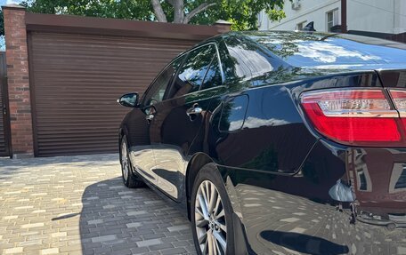 Toyota Camry, 2017 год, 2 100 000 рублей, 5 фотография