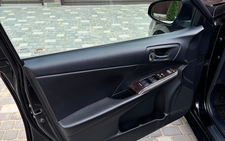 Toyota Camry, 2017 год, 2 100 000 рублей, 9 фотография